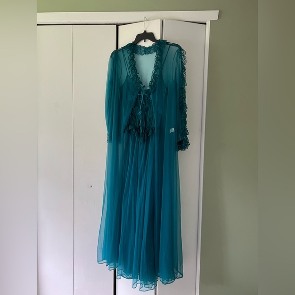 Rare Vintage 1980’s Faris Lingerie Set Teal Blue Ruffle Sheer Made in USA - Picture 7 of 12